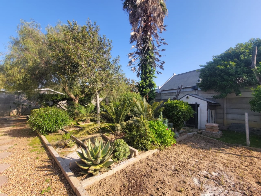 3 Bedroom Property for Sale in Vredenberg Western Cape